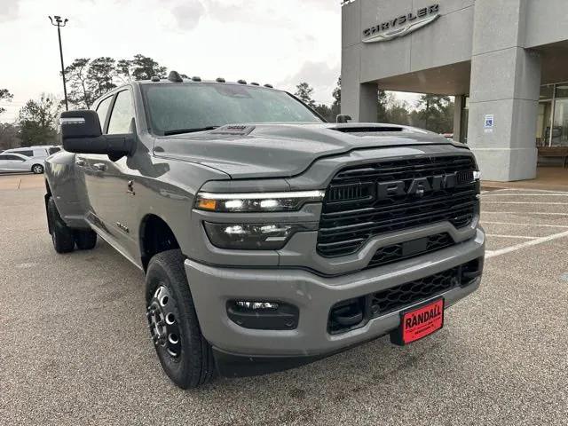 2026 RAM Ram 3500 RAM 3500 LARAMIE MEGA CAB 4X4 64 BOX