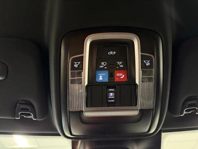 2026 Ram 2500 Laramie Crew Cab 4x4 64 Box