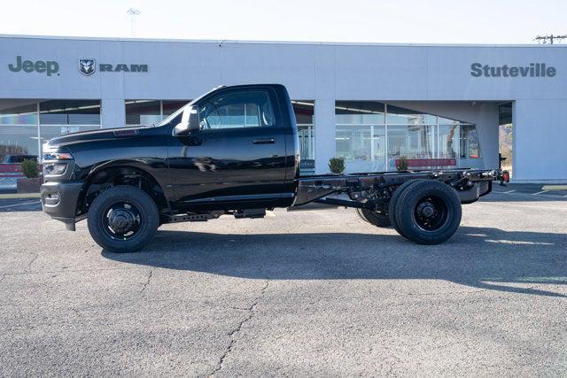 2026 RAM Ram 3500 Chassis Cab RAM 3500 TRADESMAN CHASSIS REGULAR CAB 4X4 60 CA
