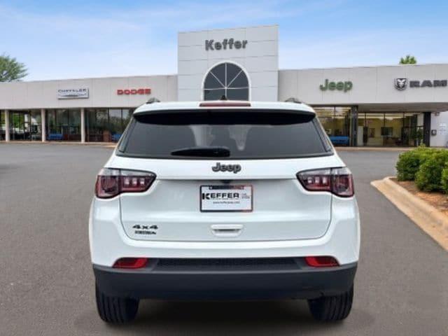 2026 Jeep Compass Latitude Altitude