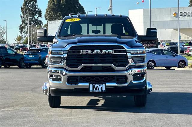 2026 RAM Ram 3500 RAM 3500 TRADESMAN CREW CAB 4X4 8 BOX