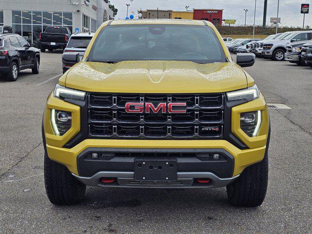 2023 GMC Canyon 4WD Crew Cab Short Box AT4