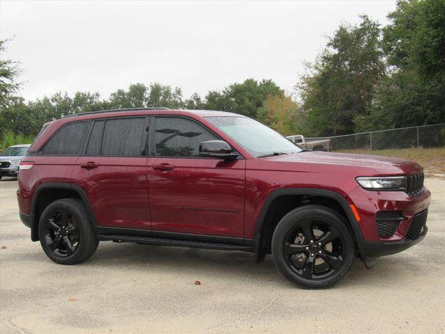 2023 Jeep Grand Cherokee Altitude 4x4