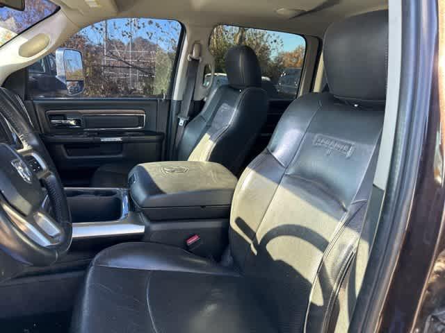 2016 RAM 3500 Laramie 2016 RAM 3500 Laramie