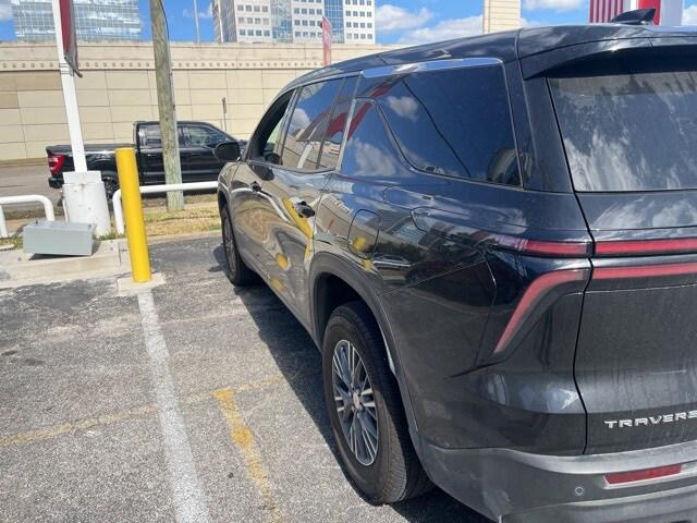 2024 Chevrolet Traverse FWD LS