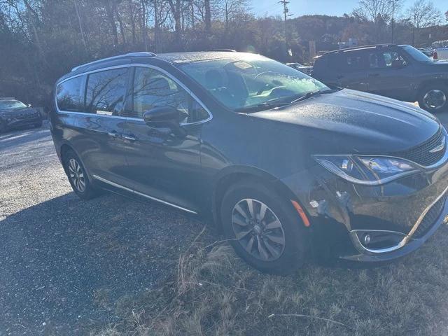 2020 Chrysler Pacifica Touring L Plus