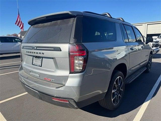 2024 Chevrolet Suburban 4WD RST