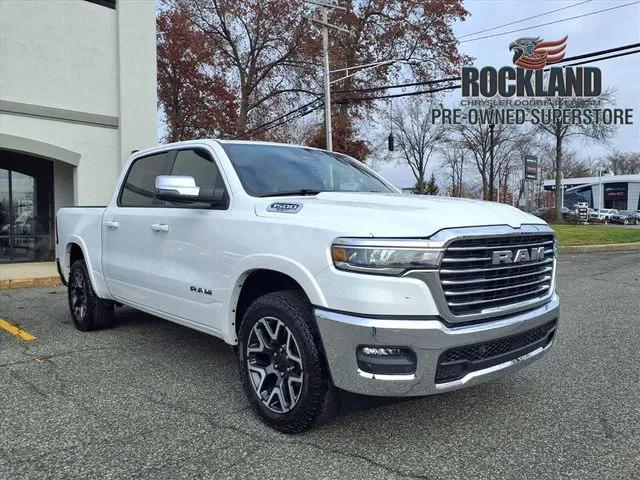 2025 RAM 1500 Laramie Crew Cab 4x4 57 Box