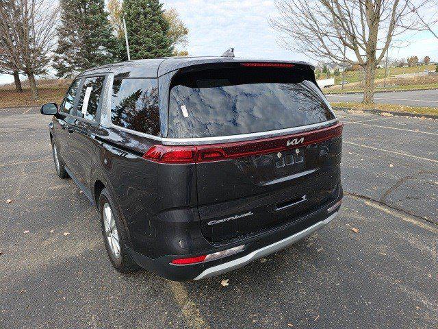 2022 Kia Carnival MPV LX 2022 Kia Carnival MPV LX