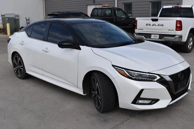 2022 Nissan Sentra SR Xtronic CVT 2022 Nissan Sentra SR Xtronic CVT