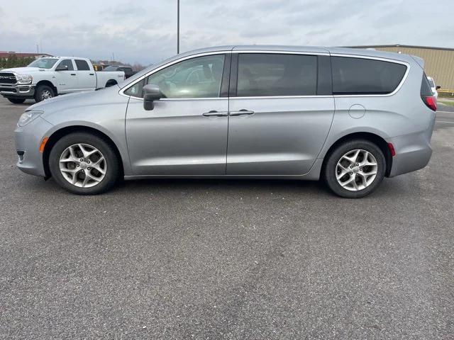 2020 Chrysler Pacifica Touring 2020 Chrysler Pacifica Touring