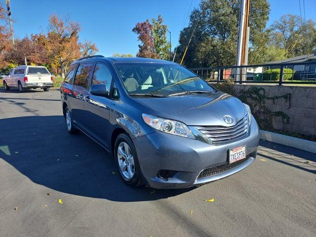 2017 Toyota Sienna LE 8 Passenger 2017 Toyota Sienna LE 8 Passenger