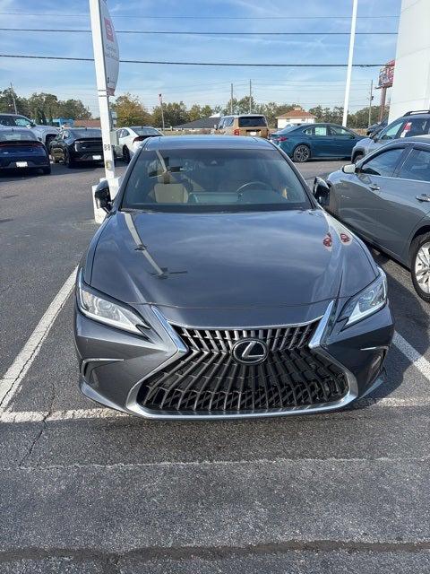 2022 Lexus ES ES 250