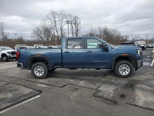 2026 GMC Sierra 2500HD Crew Cab, Standard Bed, Pro, 4WD