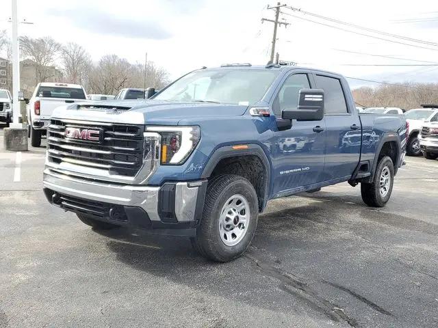 2026 GMC Sierra 2500HD Crew Cab, Standard Bed, Pro, 4WD