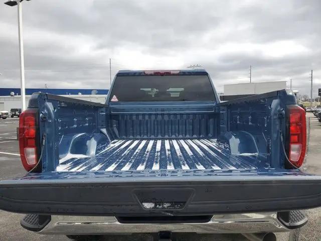 2026 GMC Sierra 2500HD Crew Cab, Standard Bed, Pro, 4WD