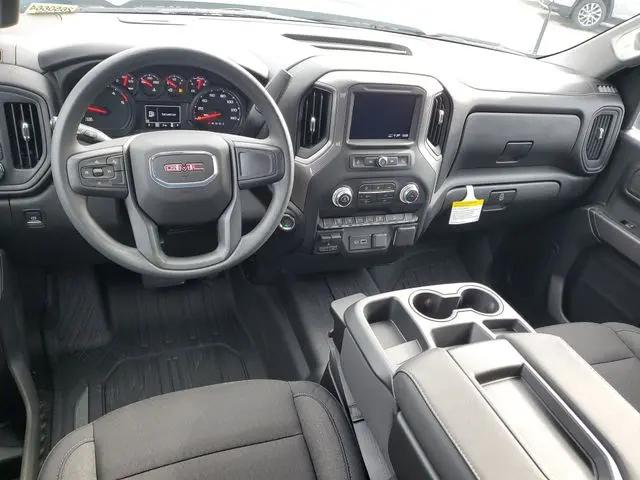 2026 GMC Sierra 2500HD Crew Cab, Standard Bed, Pro, 4WD
