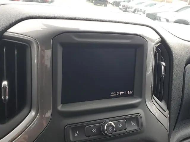 2026 GMC Sierra 2500HD Crew Cab, Standard Bed, Pro, 4WD