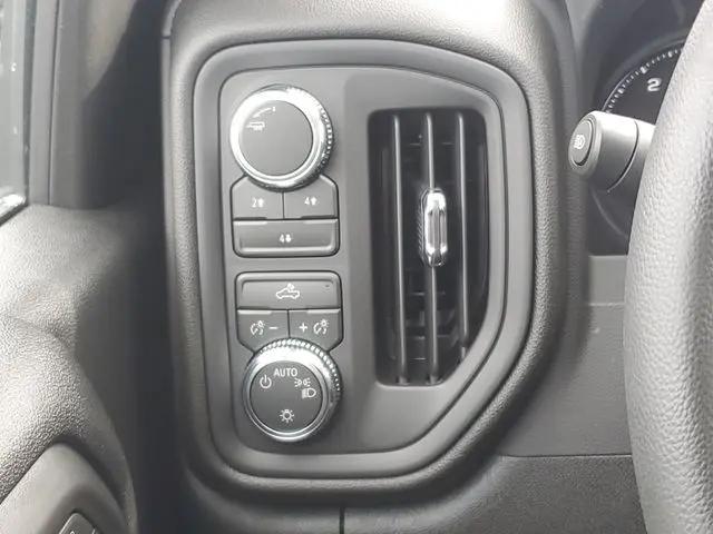 2026 GMC Sierra 2500HD Crew Cab, Standard Bed, Pro, 4WD