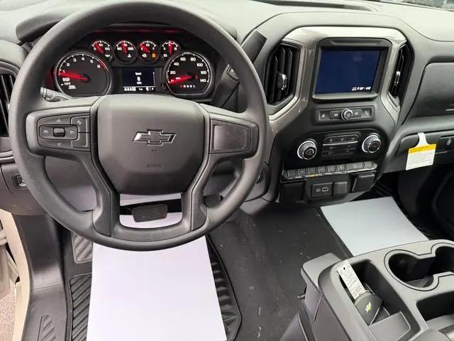 2026 Chevrolet Silverado 1500 4WD Crew Cab Short Bed Custom Trail Boss