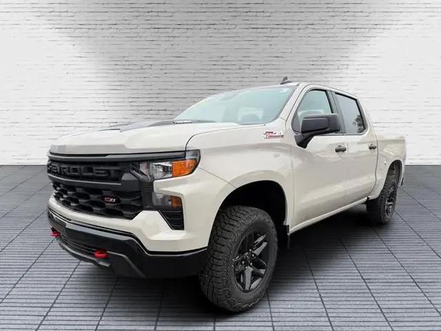 2026 Chevrolet Silverado 1500 4WD Crew Cab Short Bed Custom Trail Boss