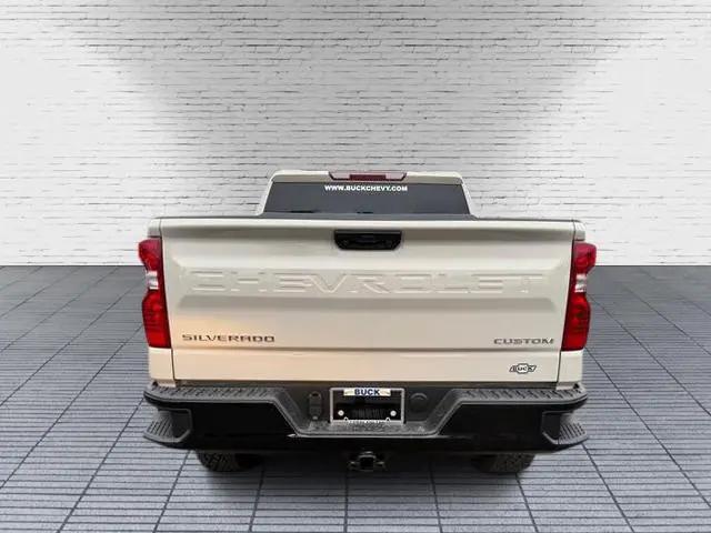 2026 Chevrolet Silverado 1500 4WD Crew Cab Short Bed Custom Trail Boss
