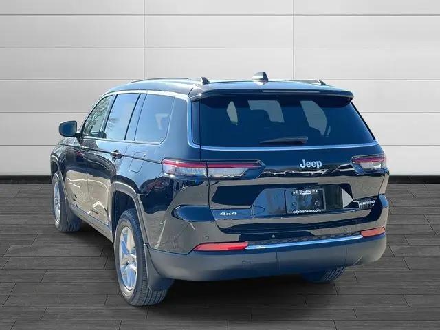 2025 Jeep Grand Cherokee L Laredo X 4x4