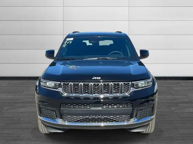 2025 Jeep Grand Cherokee L Laredo X 4x4