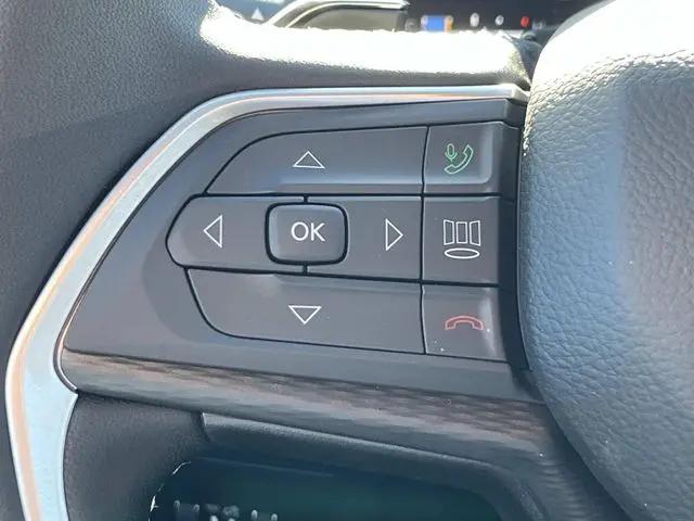 2025 Jeep Grand Cherokee L Laredo X 4x4