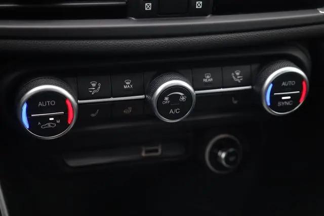 2025 Alfa Romeo Giulia RWD