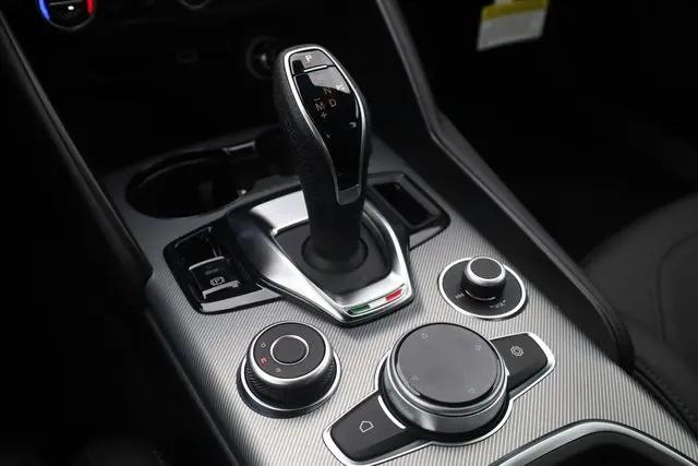 2025 Alfa Romeo Giulia RWD