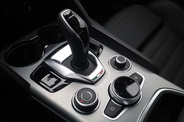 2025 Alfa Romeo Giulia Intensa AWD