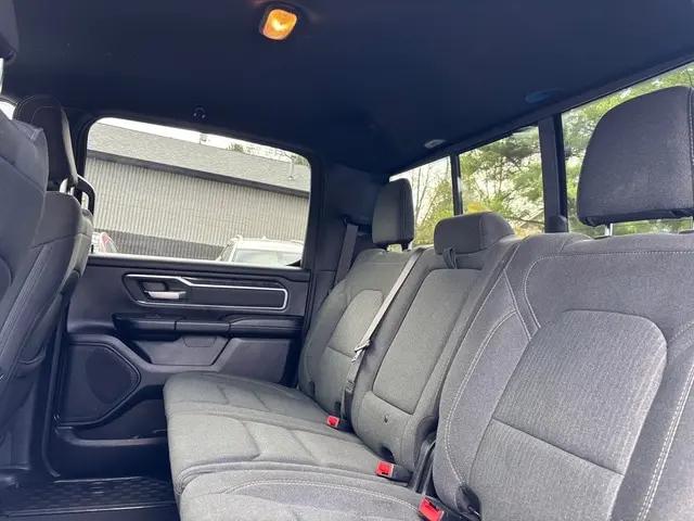 2020 Ram 1500 Big Horn Crew Cab 4x4 5'7" Box