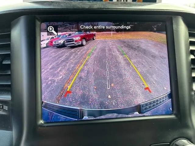 2020 Ram 1500 Big Horn Crew Cab 4x4 5'7" Box