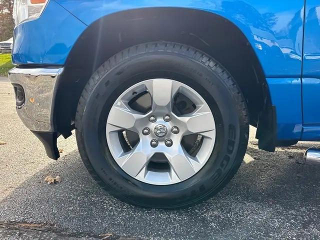 2020 Ram 1500 Big Horn Crew Cab 4x4 5'7" Box