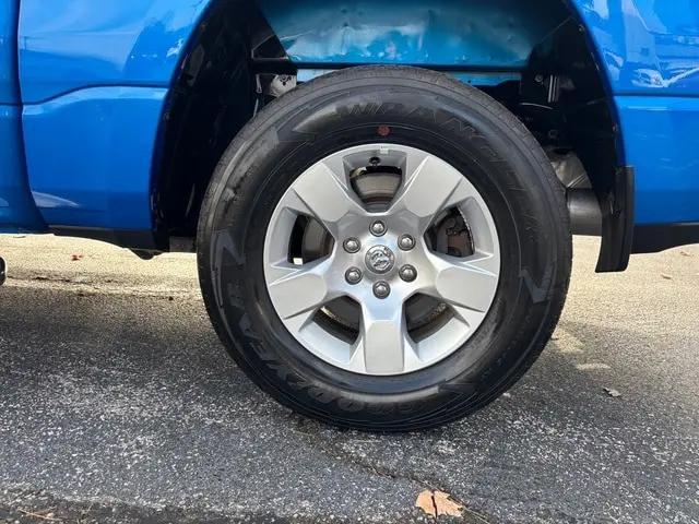 2020 Ram 1500 Big Horn Crew Cab 4x4 5'7" Box