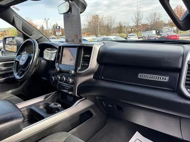 2020 Ram 1500 Big Horn Crew Cab 4x4 5'7" Box