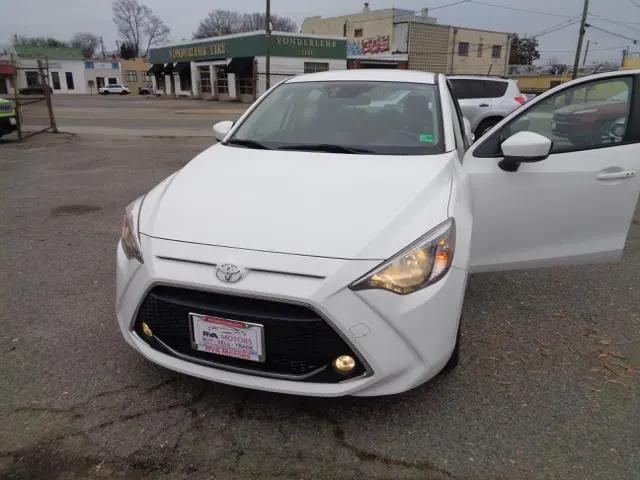 2019 Toyota Yaris L