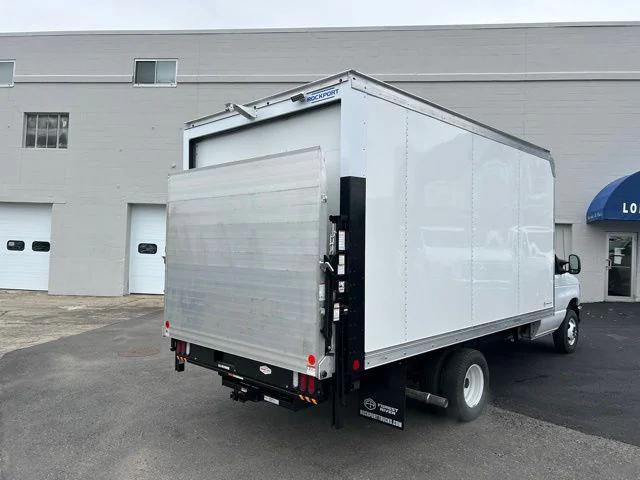 2026 Ford E-450 Cutaway Base