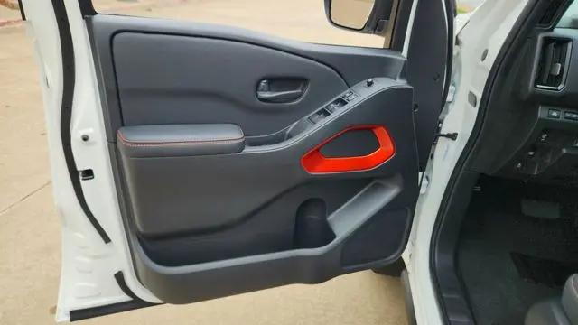2026 Nissan Frontier Crew Cab PRO-X 4x2