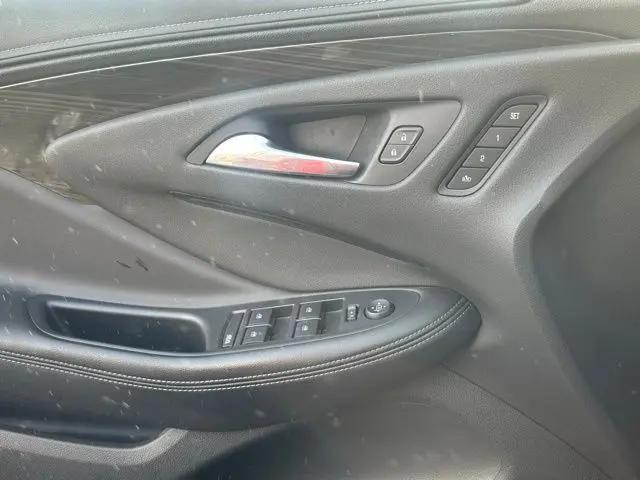 2019 Buick Envision FWD Essence