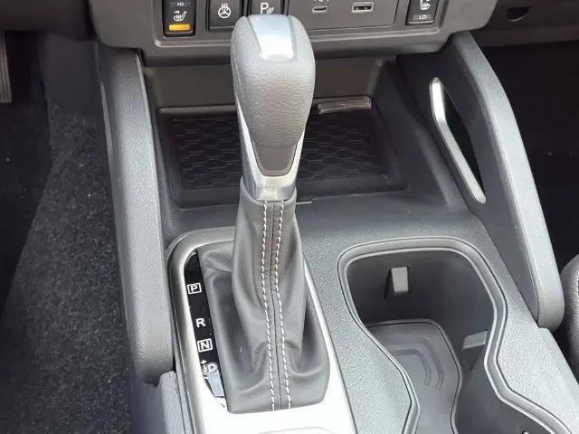 2026 Nissan Frontier Crew Cab Long Bed SV 4x4
