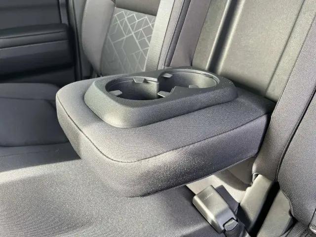 2026 Nissan Frontier Crew Cab Long Bed SV 4x4