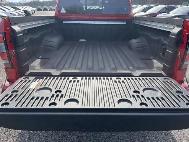 2026 Nissan Frontier Crew Cab Long Bed SV 4x4