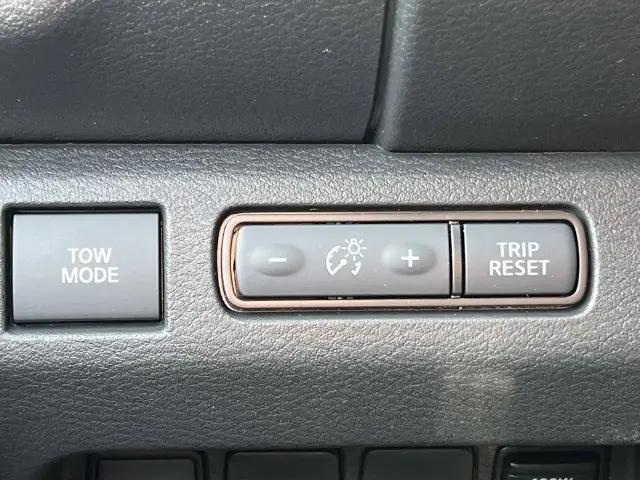 2026 Nissan Frontier Crew Cab Long Bed SV 4x4