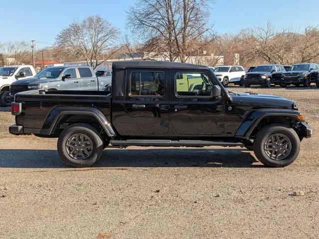2026 Jeep Gladiator Sport S