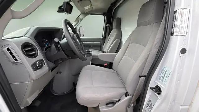 2024 Ford E-350 Cutaway Base