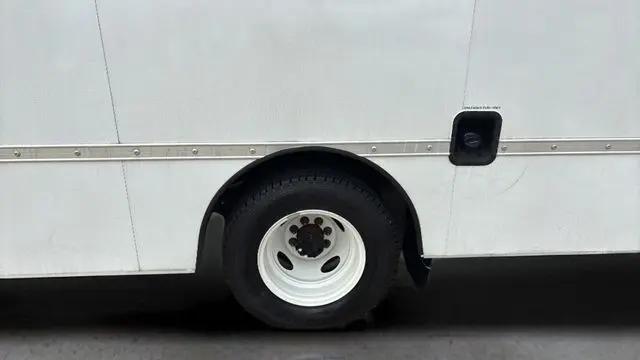 2024 Ford E-350 Cutaway Base
