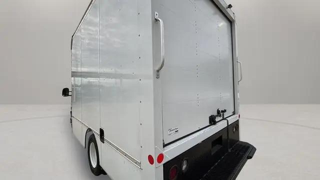 2024 Ford E-350 Cutaway Base