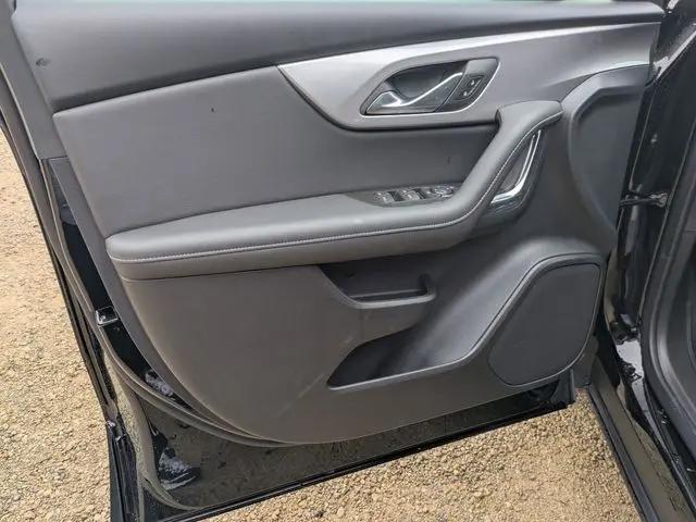 2025 Chevrolet Blazer FWD 2LT